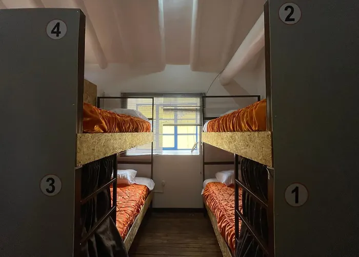 - Dorms Cusco