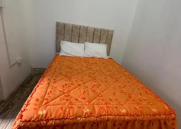 - Dorms * Cusco
